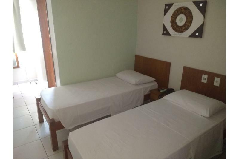 Ipe Guaru Hotel グアルーリョス エクステリア 写真